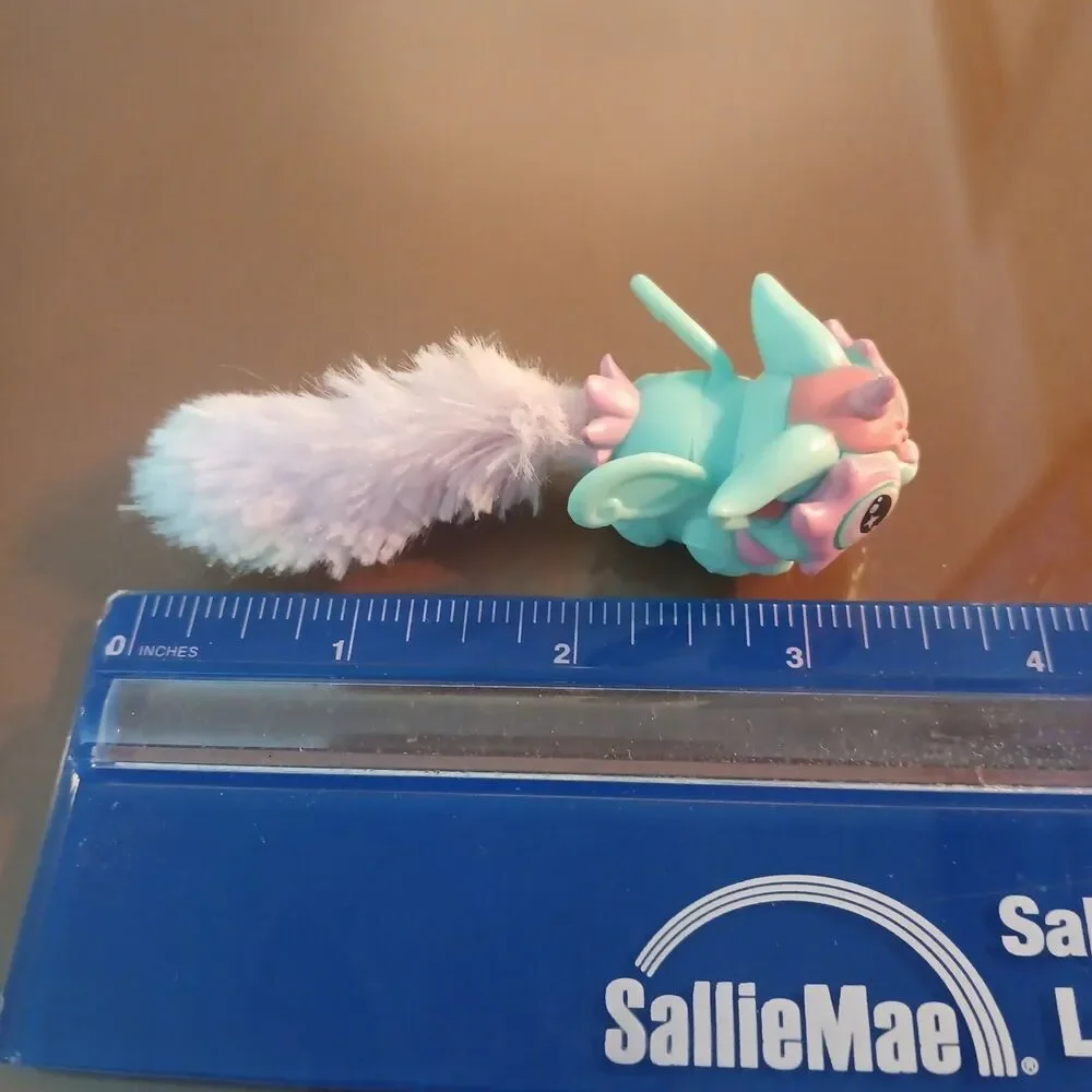 Wow Wee Pixie Belles Mini Figurine Action Figure AURORA 1